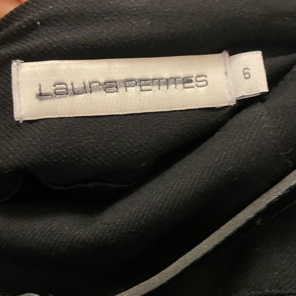 Women’s A line black skirt. Laura petite size 6 small belt accent - Picture 6 of 6